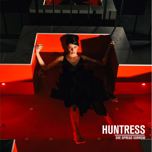 SHE SPREAD SORROW : Huntress - Click Image to Close