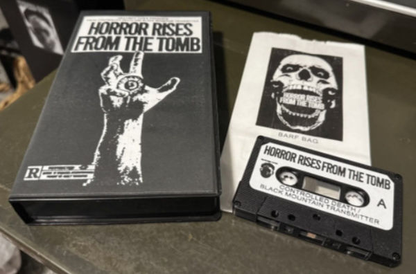 CONTROLLED DEATH / BLACK MOUNTAIN TRANSMITTER : Horror Rises From The Tomb